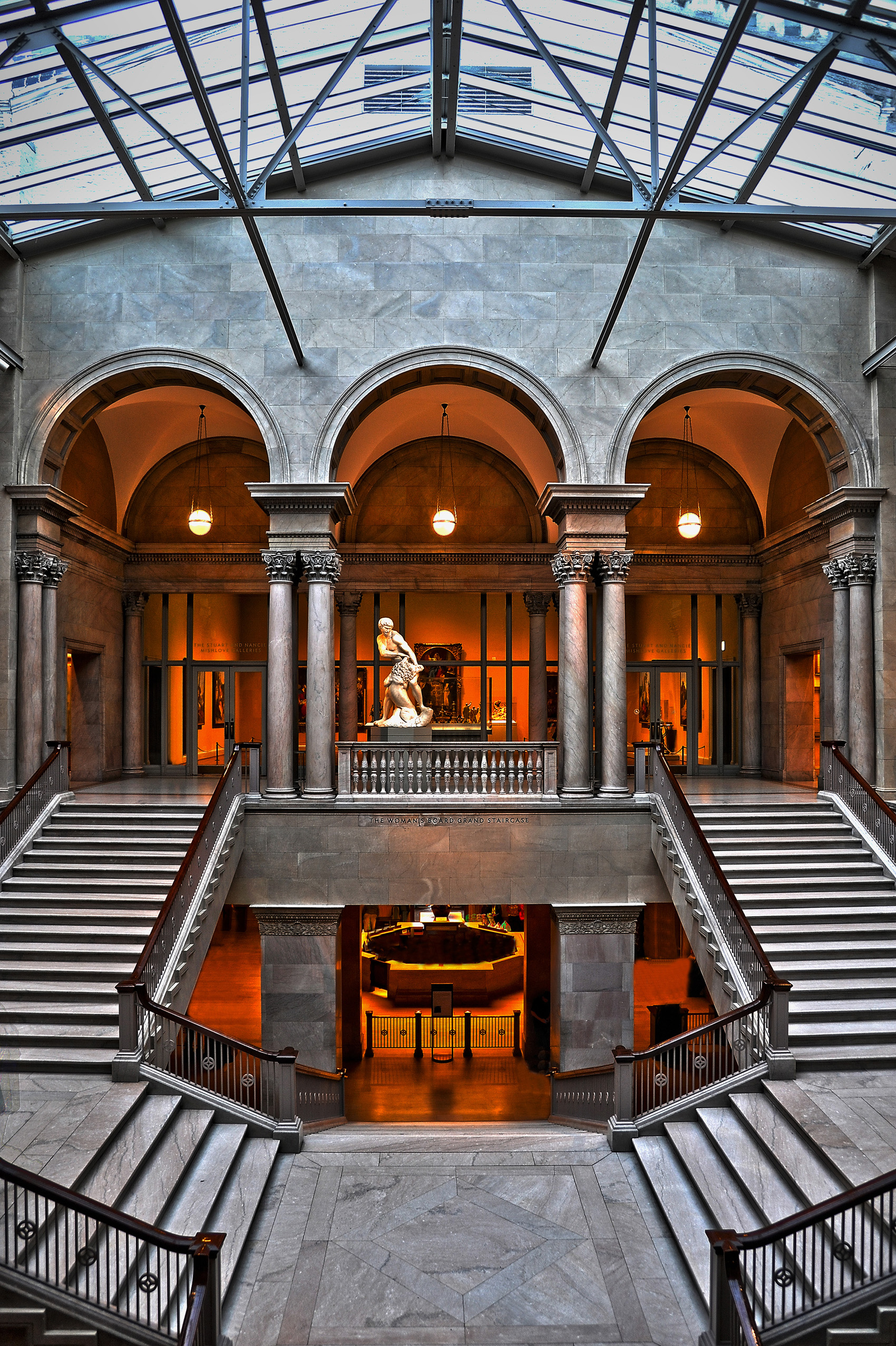 Chicago Art Institute Lobby Shutterbug